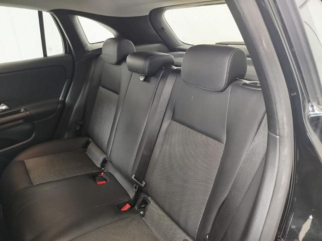 MERCEDES-BENZ GLA 200 usata, con Climatizzatore