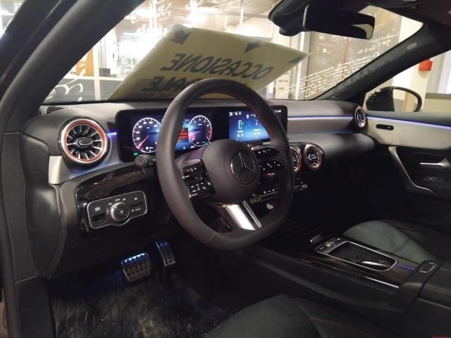 MERCEDES-BENZ A 180 usata 23