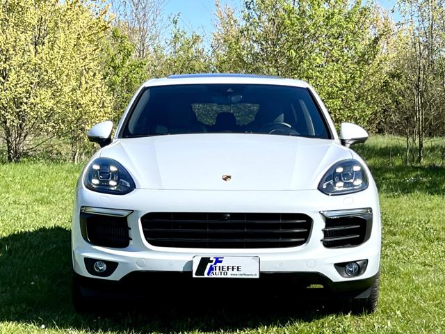 PORSCHE Cayenne usata, con Airbag