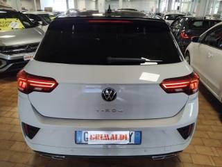 VOLKSWAGEN T-Roc usata, con Autoradio