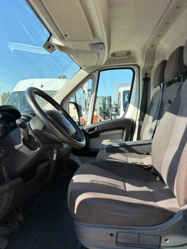 PEUGEOT Boxer usata, con Controllo trazione