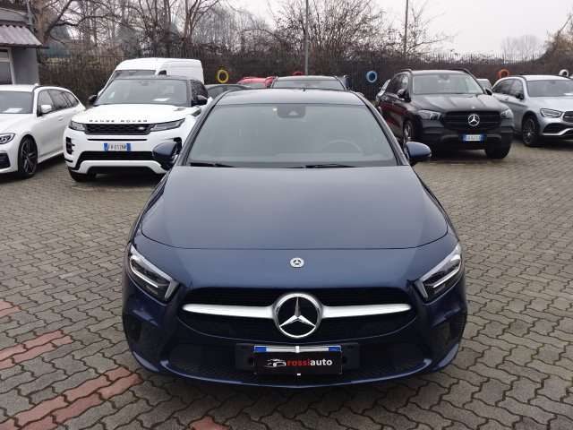 MERCEDES-BENZ A 220 usata, con Airbag laterali
