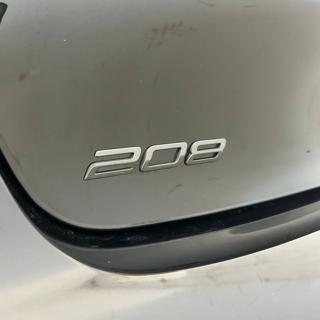 PEUGEOT 208 usata, con Specchietti laterali elettrici