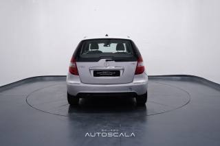 MERCEDES-BENZ A 180 usata, con Autoradio