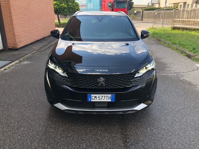 PEUGEOT 3008 usata, con Airbag