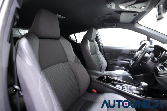 TOYOTA C-HR usata 51