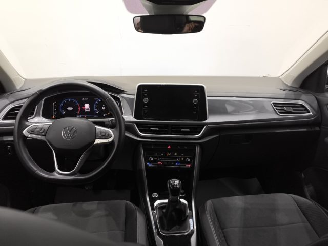 VOLKSWAGEN T-Roc usata, con Volante in pelle