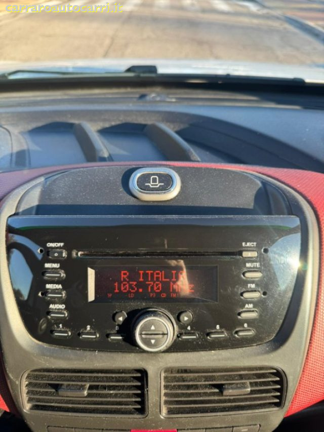 FIAT Doblo usata, con Hill holder