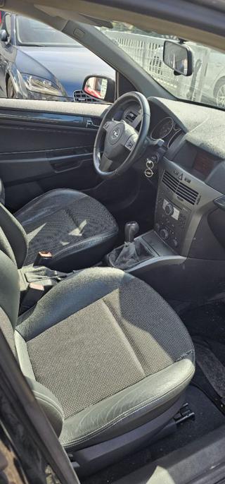 OPEL Astra usata, con Chiusura centralizzata