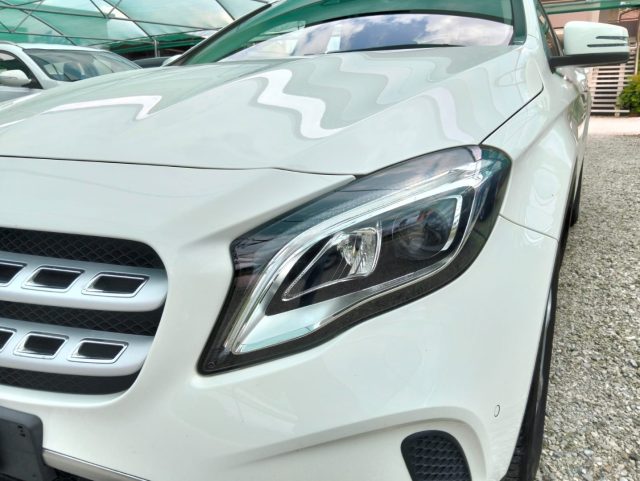 MERCEDES-BENZ GLA 180 usata, con Alzacristalli elettrici