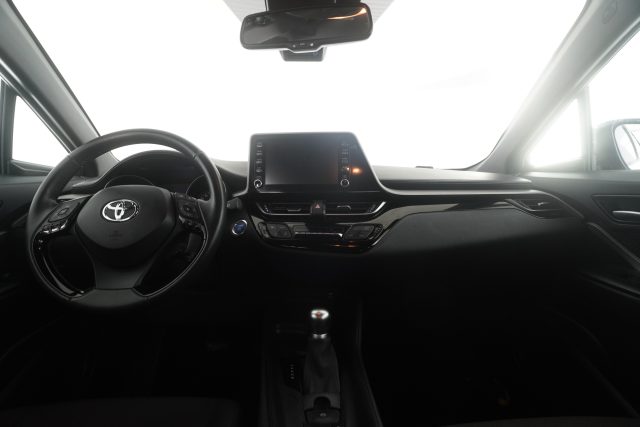TOYOTA C-HR usata 10