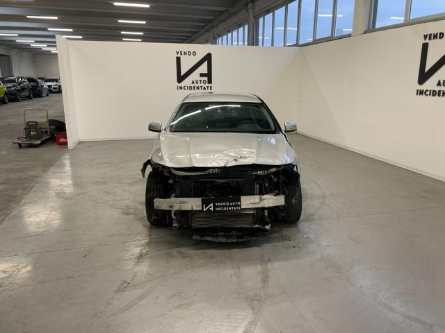 MERCEDES-BENZ CLA 180 usata, con Airbag