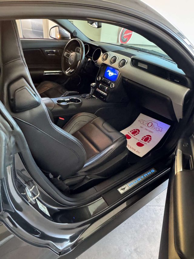 FORD Mustang usata, con MP3