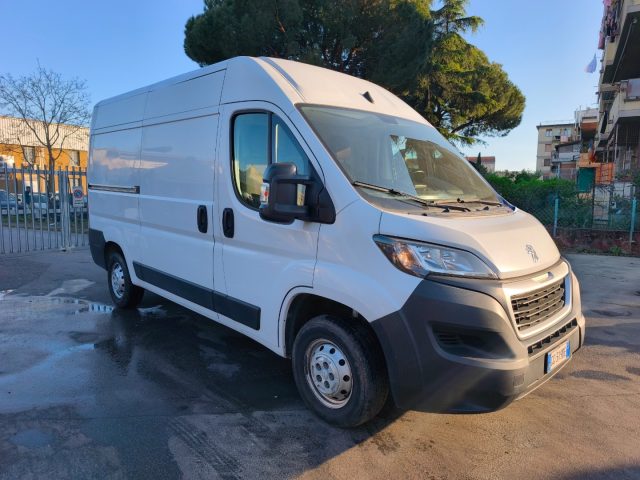 PEUGEOT Boxer usata, con Boardcomputer
