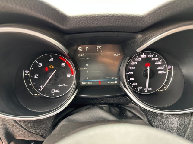 ALFA ROMEO Stelvio usata, con Volante in pelle