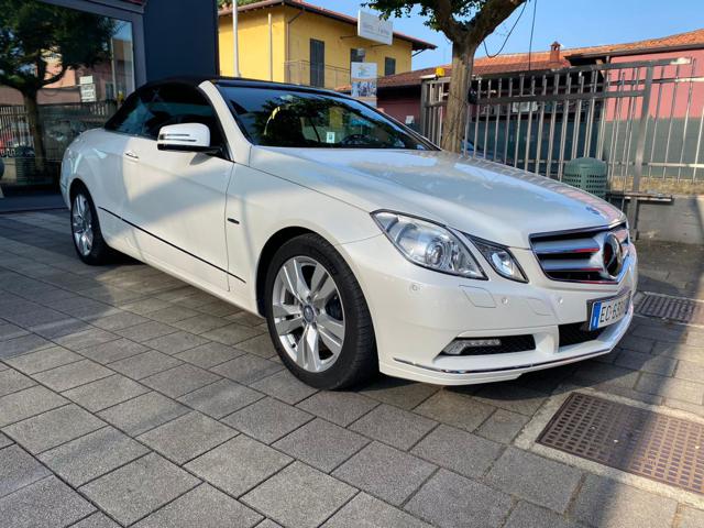MERCEDES-BENZ E 200 usata, con Airbag laterali