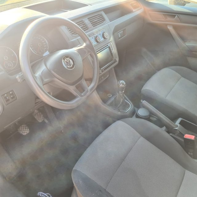 VOLKSWAGEN Caddy usata, con Airbag testa