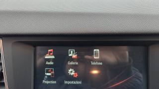 OPEL Crossland X usata, con Vivavoce