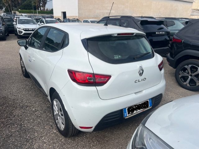 RENAULT Clio usata, con Airbag