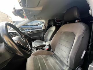 VOLKSWAGEN Golf Variant usata, con Climatizzatore