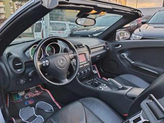 MERCEDES-BENZ SLK 200 usata, con Controllo automatico clima