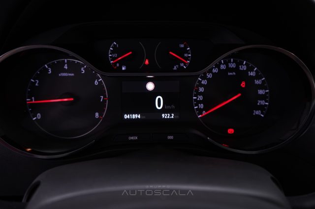 OPEL Crossland usata, con Touch screen