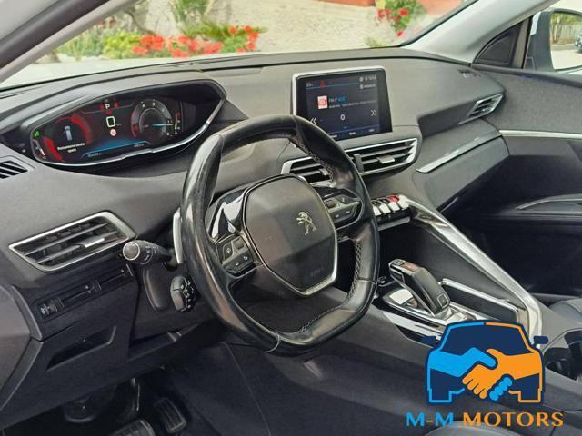 PEUGEOT 5008 usata, con Fendinebbia