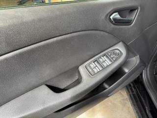 RENAULT Clio usata, con Fari LED