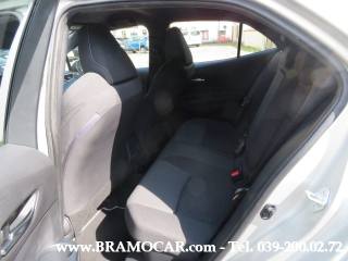 TOYOTA Corolla usata, con Luci diurne LED