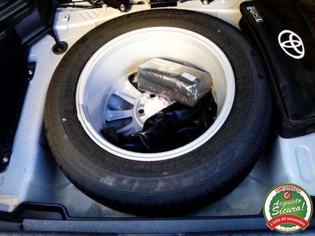 TOYOTA Yaris Cross usata, con Isofix