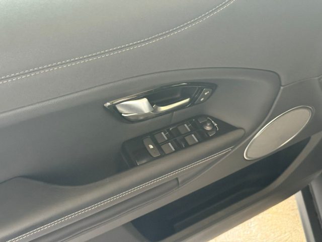 LAND ROVER Range Rover Evoque usata, con Climatizzatore