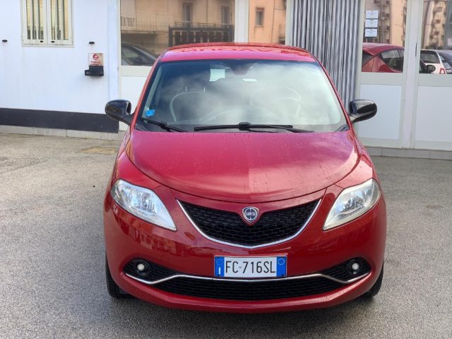 LANCIA Ypsilon usata, con Airbag