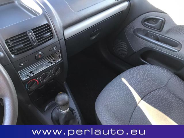 RENAULT Clio usata, con Boardcomputer