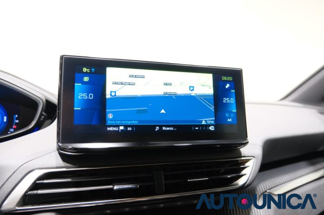 PEUGEOT 3008 usata, con Volante multifunzione