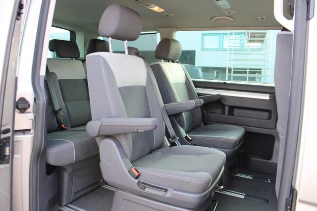 VOLKSWAGEN Multivan usata, con Airbag