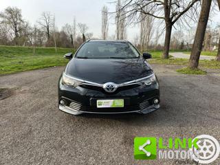 TOYOTA Auris usata, con Airbag