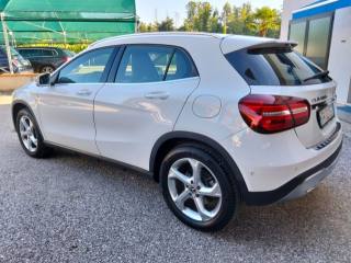 MERCEDES-BENZ GLA 180 usata, con Autoradio