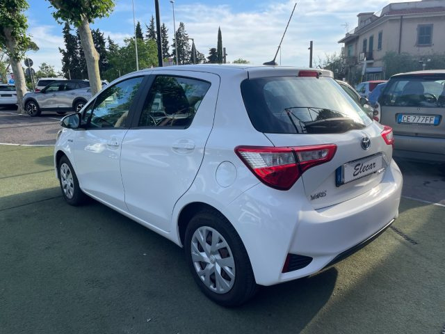 TOYOTA Yaris usata, con Autoradio