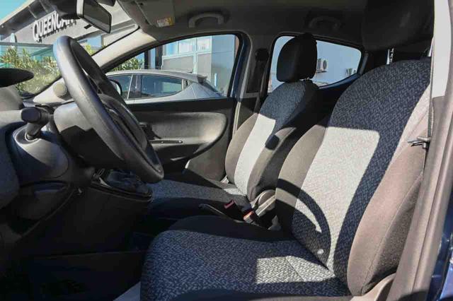 LANCIA Ypsilon usata, con USB