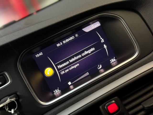 VOLVO V40 usata, con Servosterzo