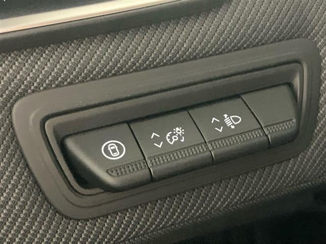 RENAULT Clio usata, con Adaptive Cruise Control
