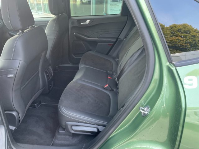 FORD Kuga usata, con Specchietti laterali elettrici