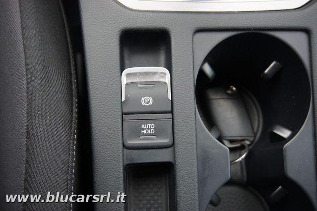 VOLKSWAGEN Passat usata, con Sensore di pioggia