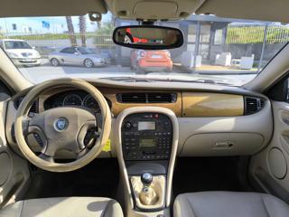 JAGUAR X-Type usata, con Controllo trazione