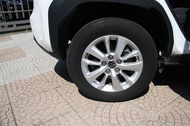 TOYOTA Yaris Cross usata, con Specchietti laterali elettrici
