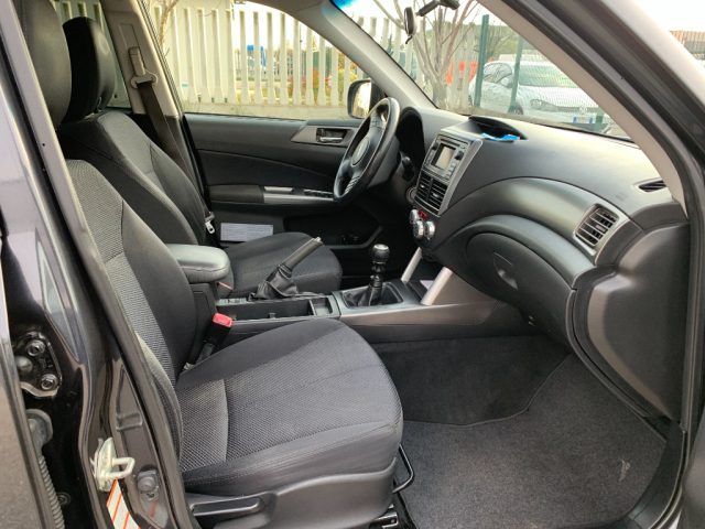 SUBARU Forester usata, con Controllo trazione