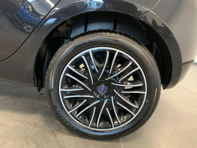 LANCIA Ypsilon usata, con Fari LED