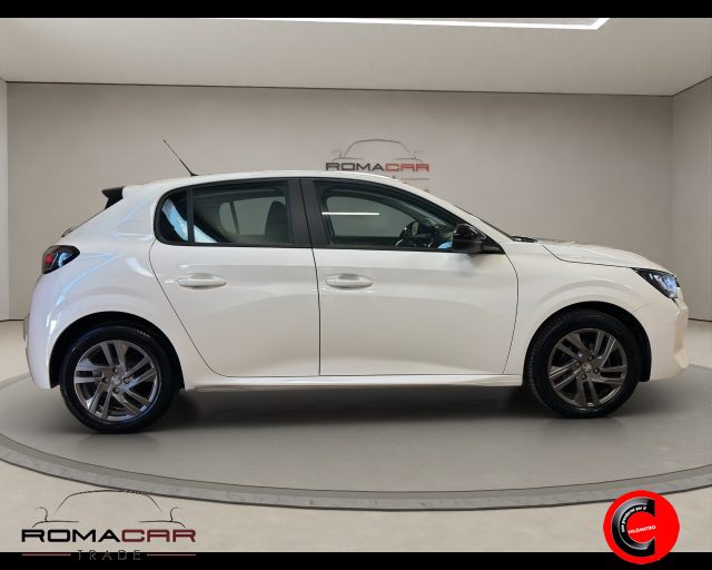 PEUGEOT 208 usata, con Autoradio