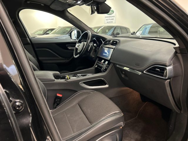 JAGUAR F-Pace usata, con Fari Xenon