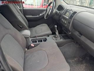 NISSAN Navara usata, con Autoradio
